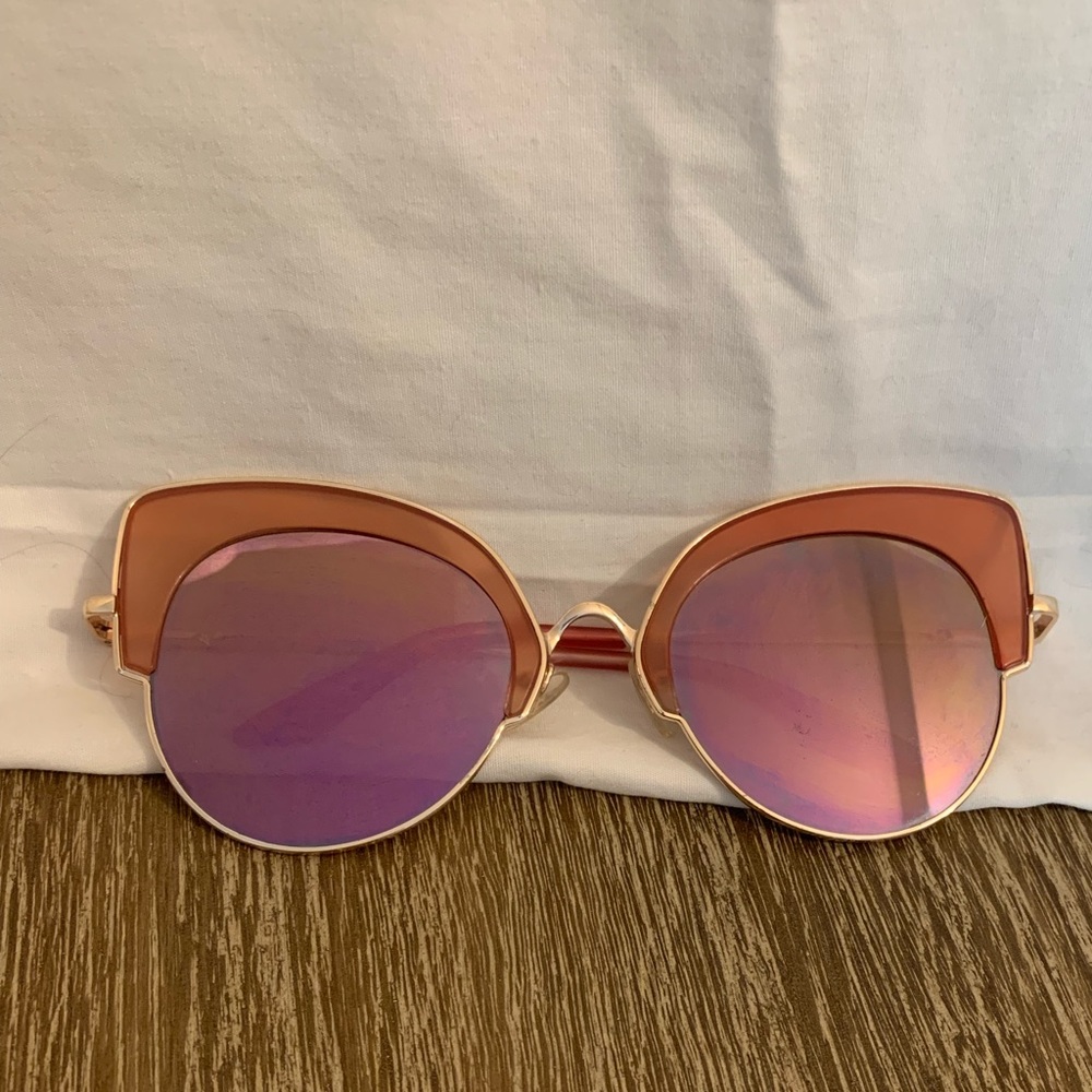 Oversized Pink Cat-Eye Sunglasses